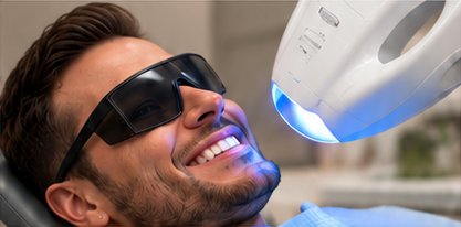 ZOOM! in-office whitening light